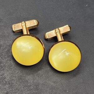 Vintage Swank Cufflinks Gold Bullet Back Round Yellow Cabochon Stone Formal Gift